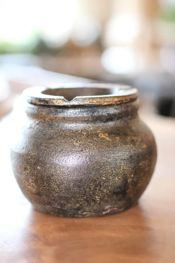 CENDRIER ANTIQUE EN TERRACOTTA