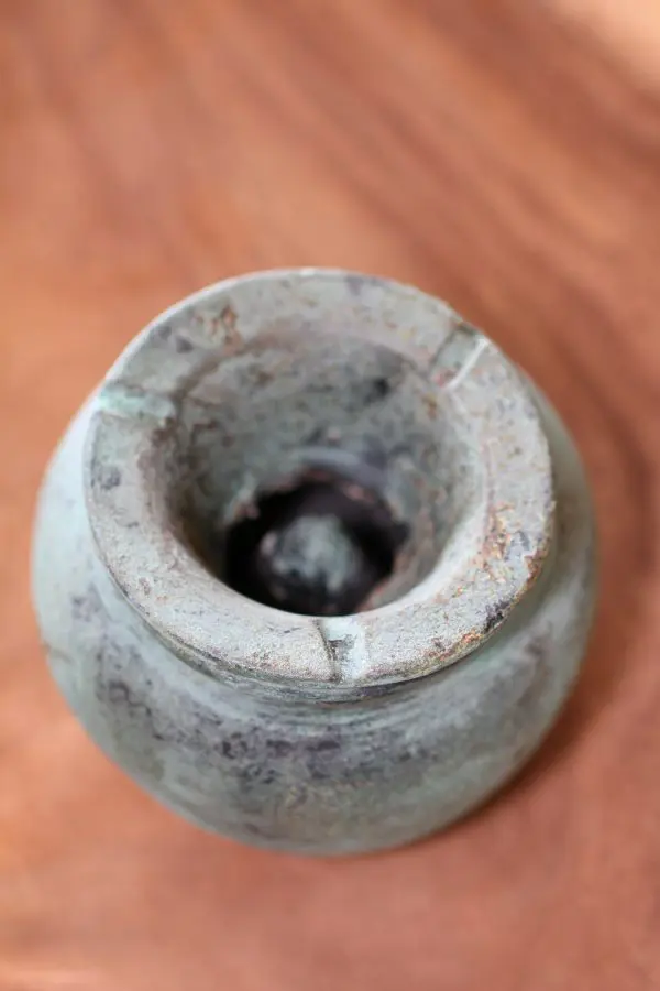 CENDRIER ANTIQUE EN TERRACOTTA