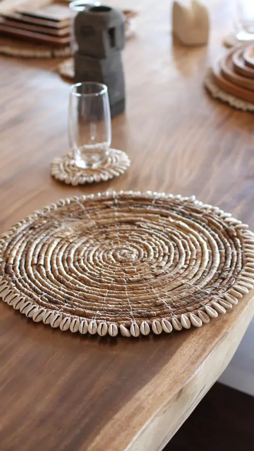 Set de table coquillage et bananier (1) SET DE TABLE COQUILLAGE EN BANANIER